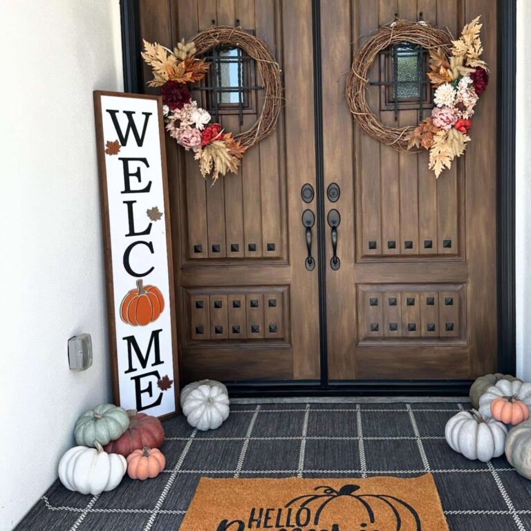 44 Ideas for Winter Porch Decor That Will Make Your Home Glow All Season Long