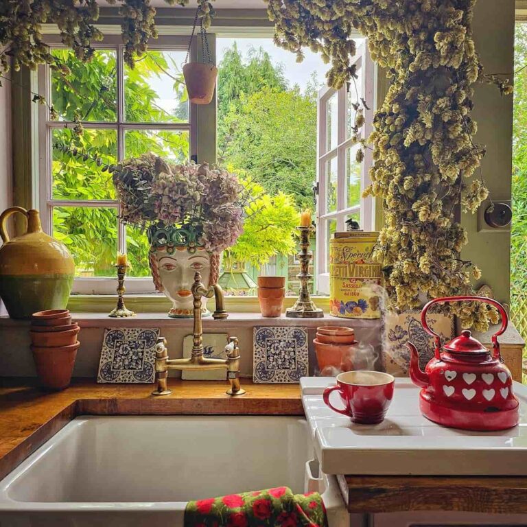 22 Cottage Style Interior Design Tips for a Cozy and Inviting Home