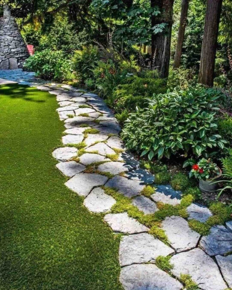 How to Design and Build a Paver Walkway in Your Backyard？