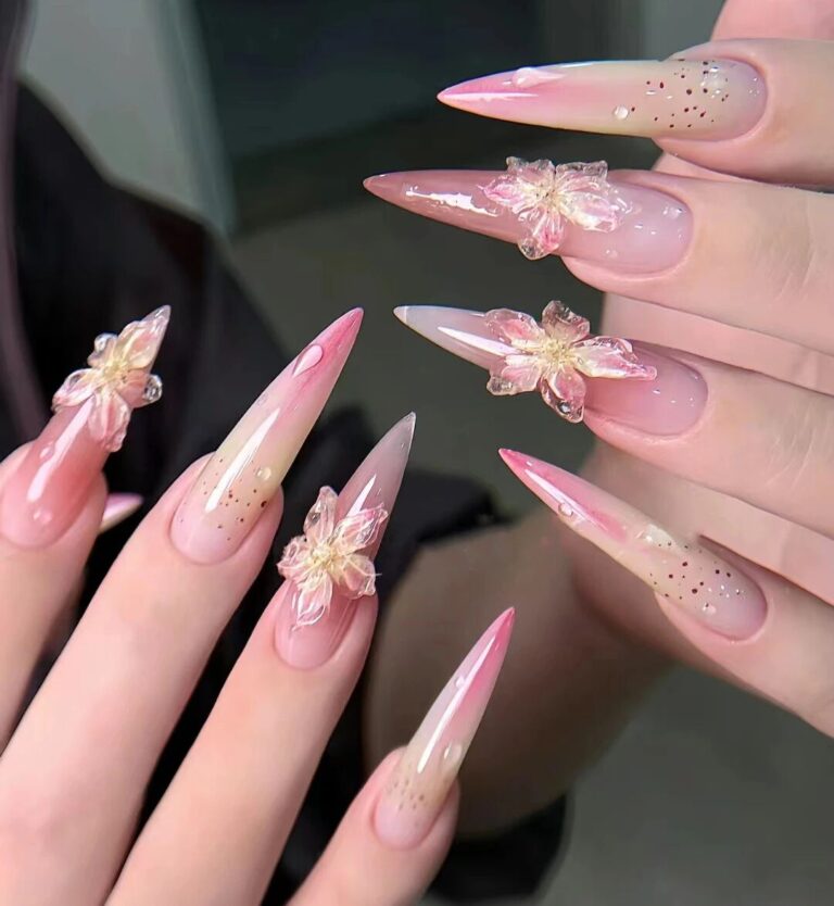 13 Gorgeous 3D Floral Designs to Rock This Winter Season