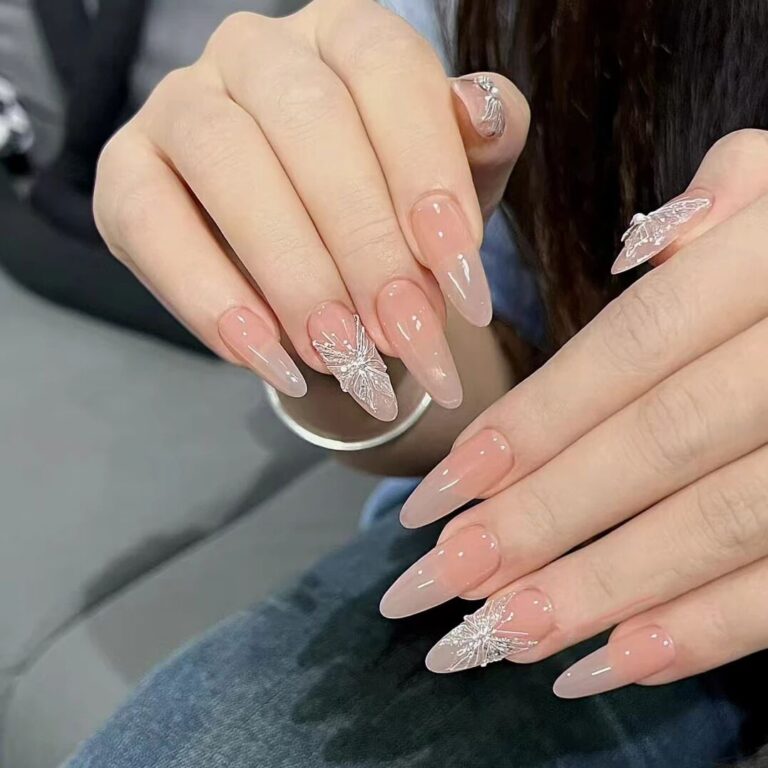 22 Butterfly Nail Designs That’ll Make Every Spring Outfit Pop